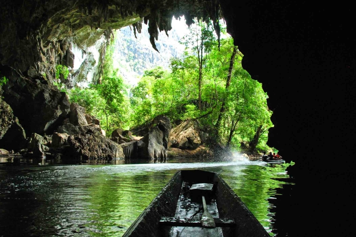 Many tourists choose Kong Lor Cave to explore